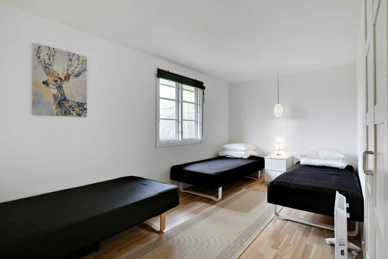 Nyistandsat Sommerhus Med Kaerlighed Og Sjael Kyndelose Bagian luar foto