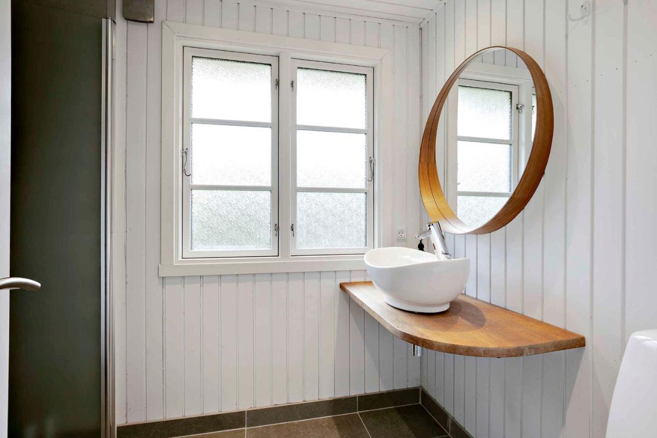 Nyistandsat Sommerhus Med Kaerlighed Og Sjael Kyndelose Bagian luar foto